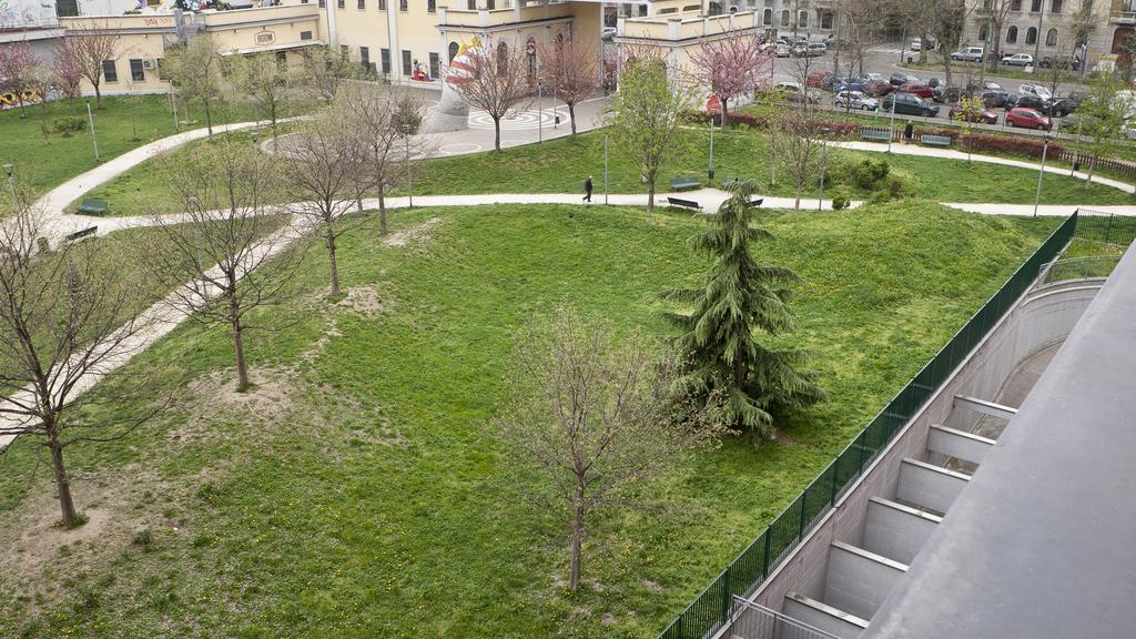Italianway-Zanella Apartment Milan Bagian luar foto